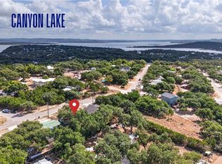 553 Scenic Dr, Canyon Lake, TX 78133