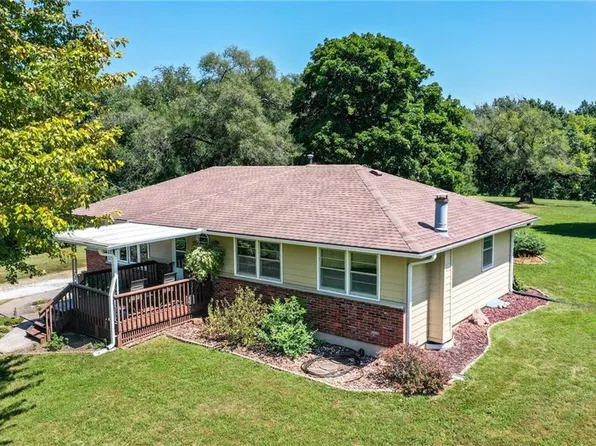 2625 N 119th St, Kansas City, KS 66109