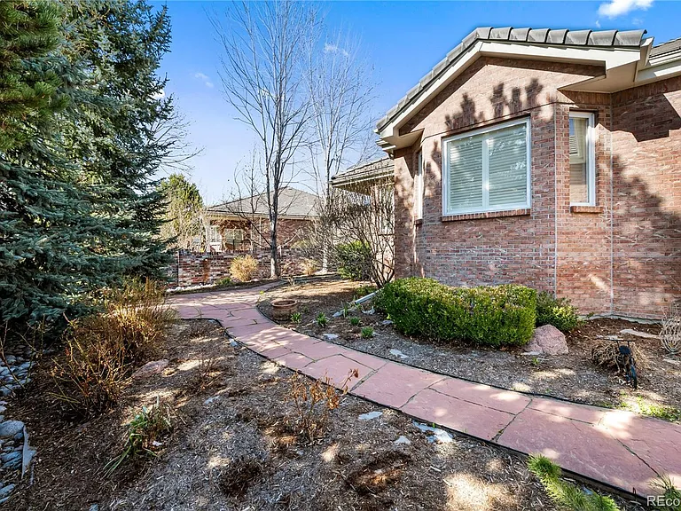110 Blue Heron Cir — Photo 32