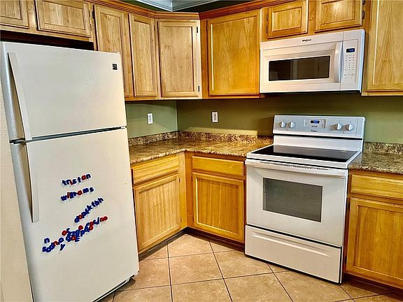 4th image of 1700 Marseille Dr APT 23