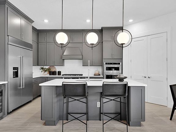 Merlot Grand Gourmet Kitchen