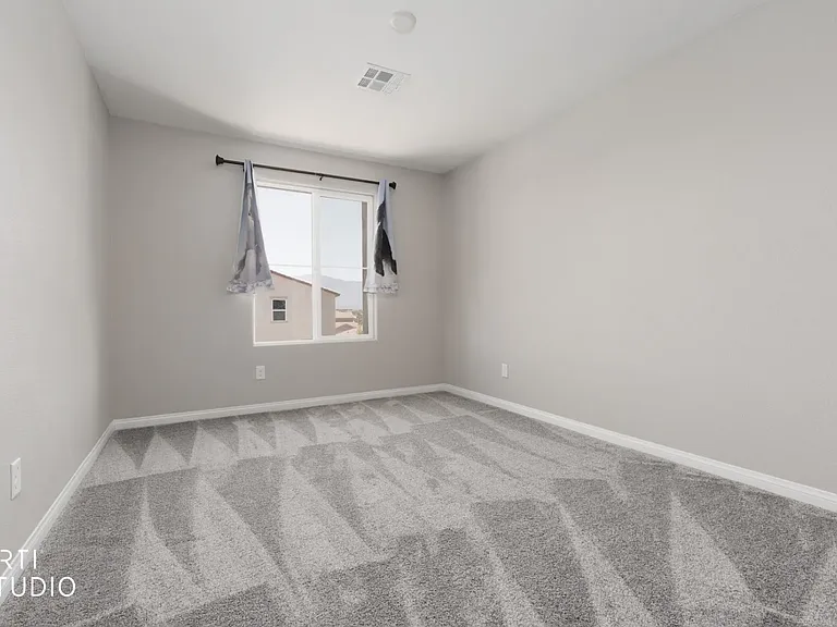679 Corona Way — Photo 15