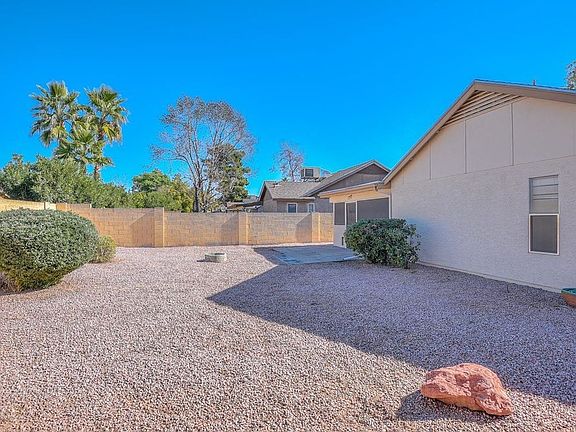 4th image of 3842 E Whitney Ln