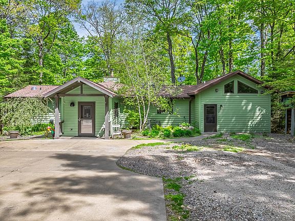 4th image of 2990 Oak Ridge Ln W