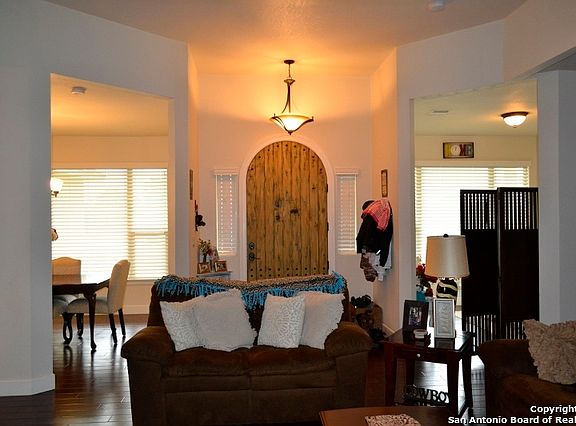 5th image of 399 Park Dr