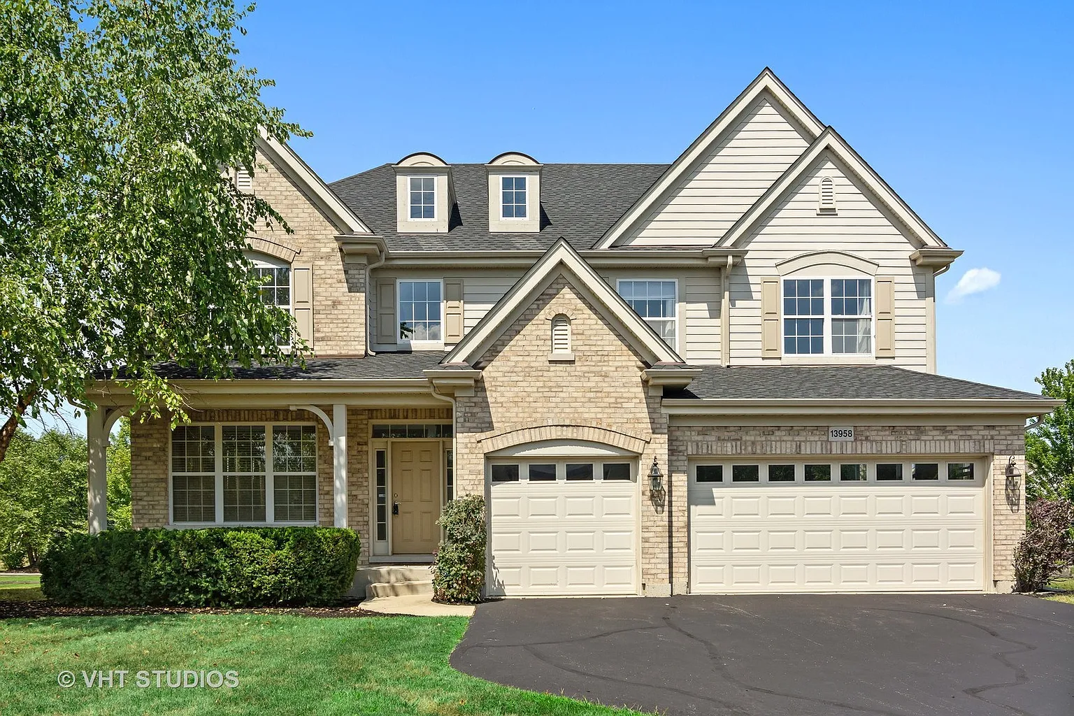 13958 W Emma Ln photo 1