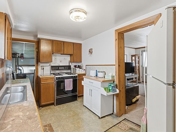 3rd image of 3167 W Dartmouth St