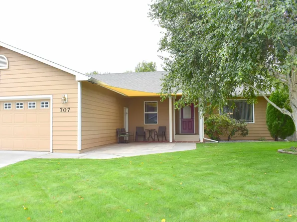 707 W 18th Ct, Kennewick, WA 99337