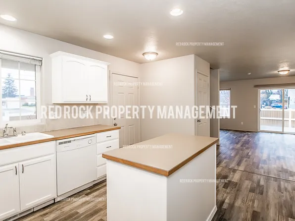 1603 N Drummond St, Greenacres, WA 99016