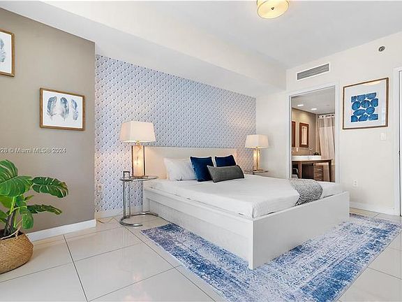 5th image of 485 Brickell Ave APT 2306