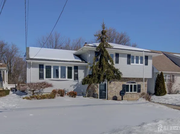 251 Connors Dr, South Amboy, NJ 08879