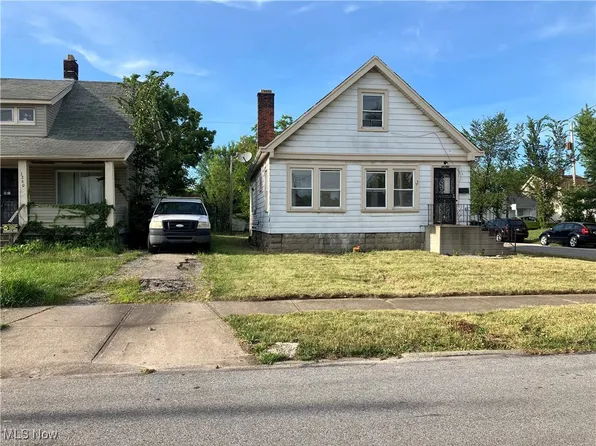 12613 Revere Ave, Cleveland, OH 44105