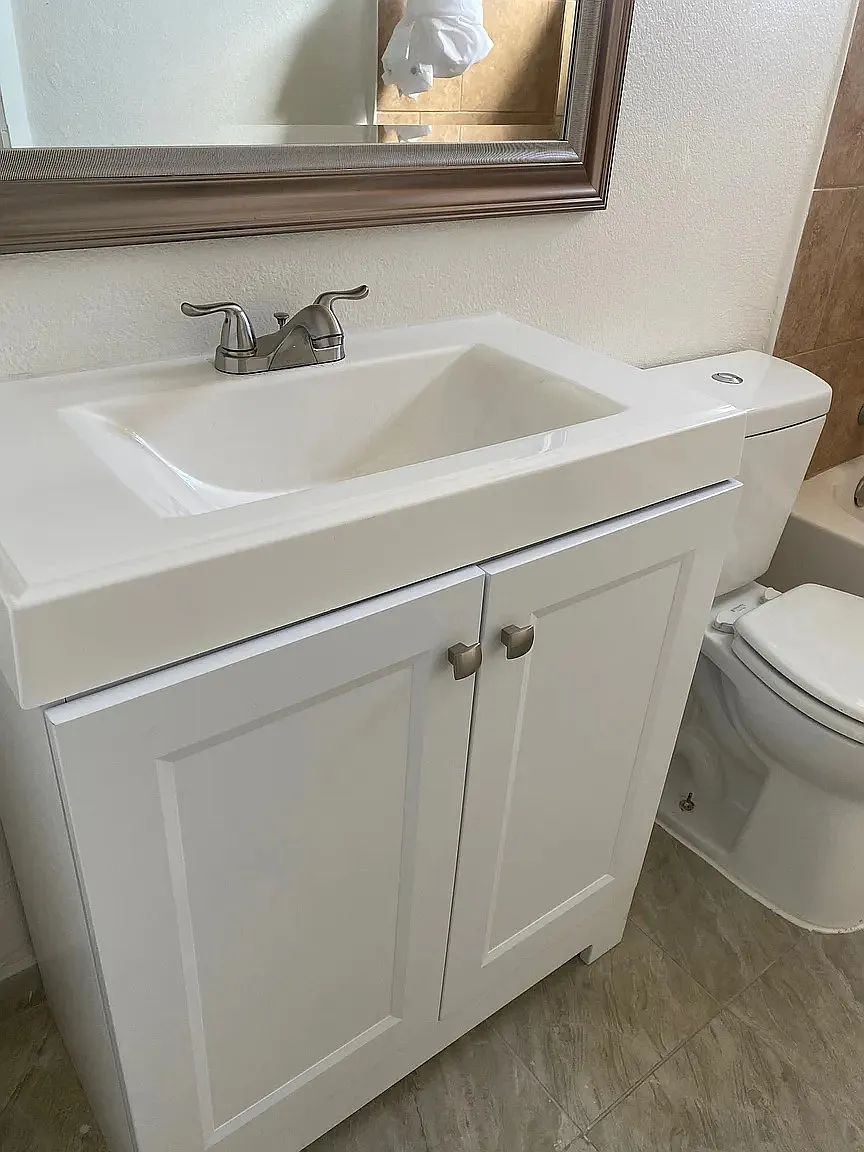 1 bed, 830 sqft, $1,595 — Photo 3