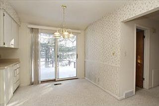 4th image of 422 E Van Hoesen Blvd