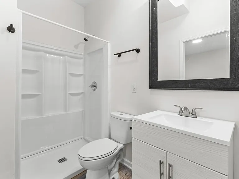 1341 Mooberry St — Photo 14