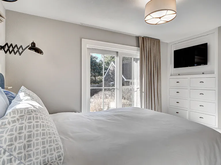 33 Talmage Ln — Photo 12