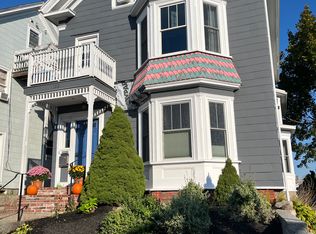 102 Prospect St #1, Gloucester, MA 01930