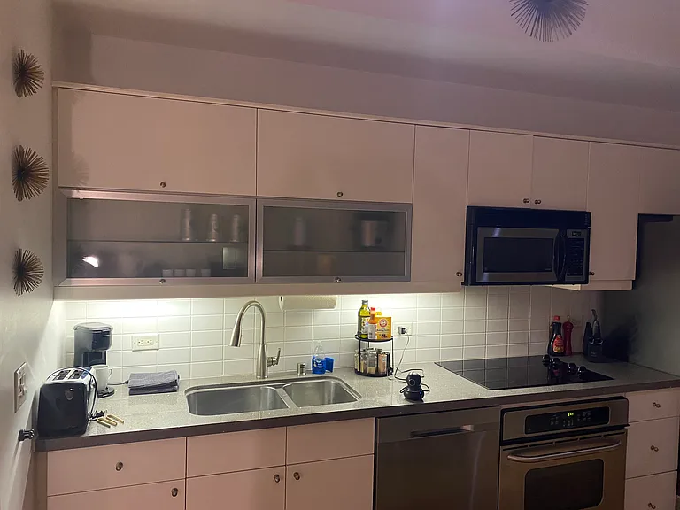 350 W Ash St W #803 — Photo 18