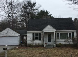 515 Mitchell Rd, Cape Elizabeth, ME 04107