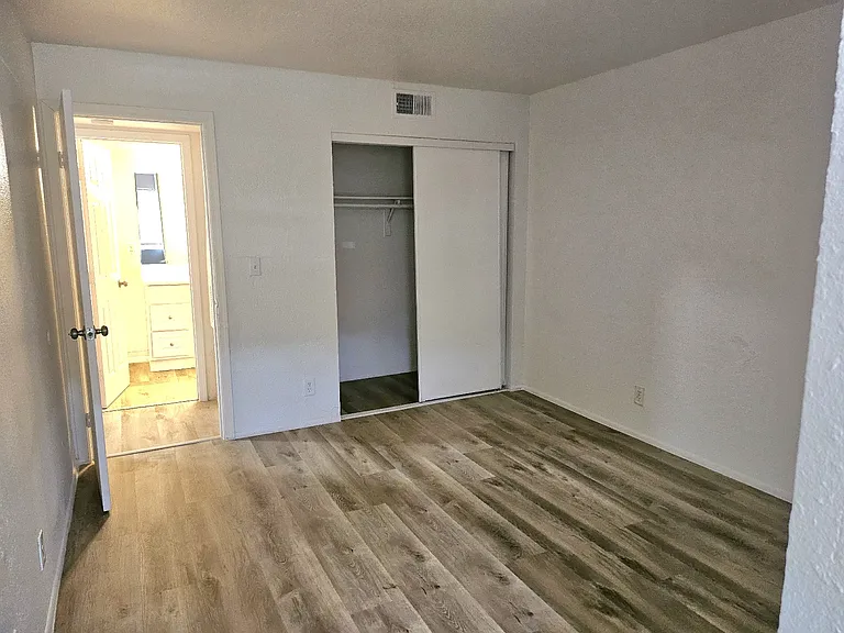 510 E Hatcher Rd #306 — Photo 7