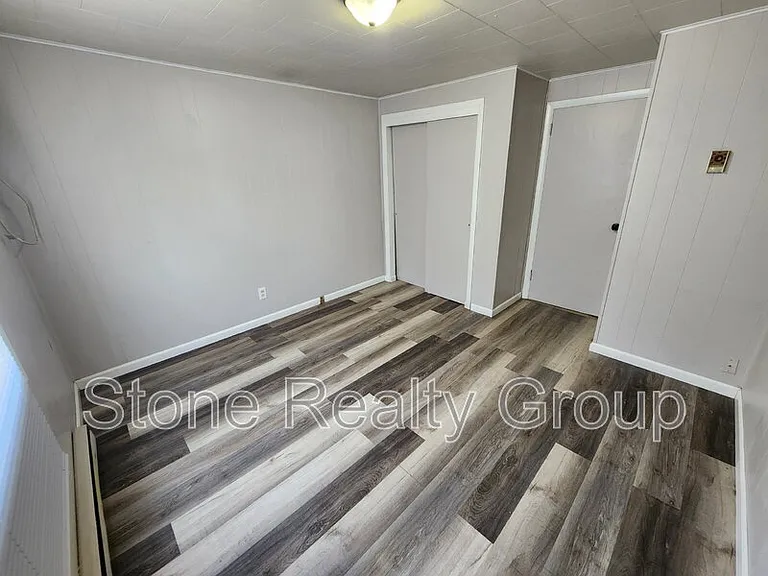 1880 N 6th 1/2 St #6 — Photo 3