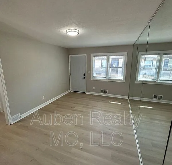 3143 Puckett Rd #740 — Photo 3