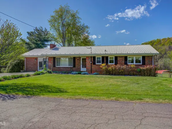 24102 Crimson Dr, Bristol, VA 24202