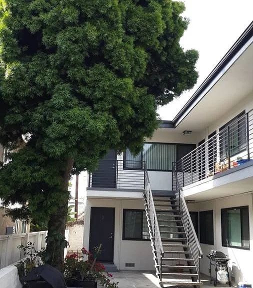 2500 Mathews — Photo 11