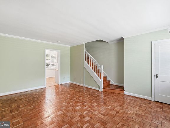 2nd image of 1401 S Edgewood St APT 500