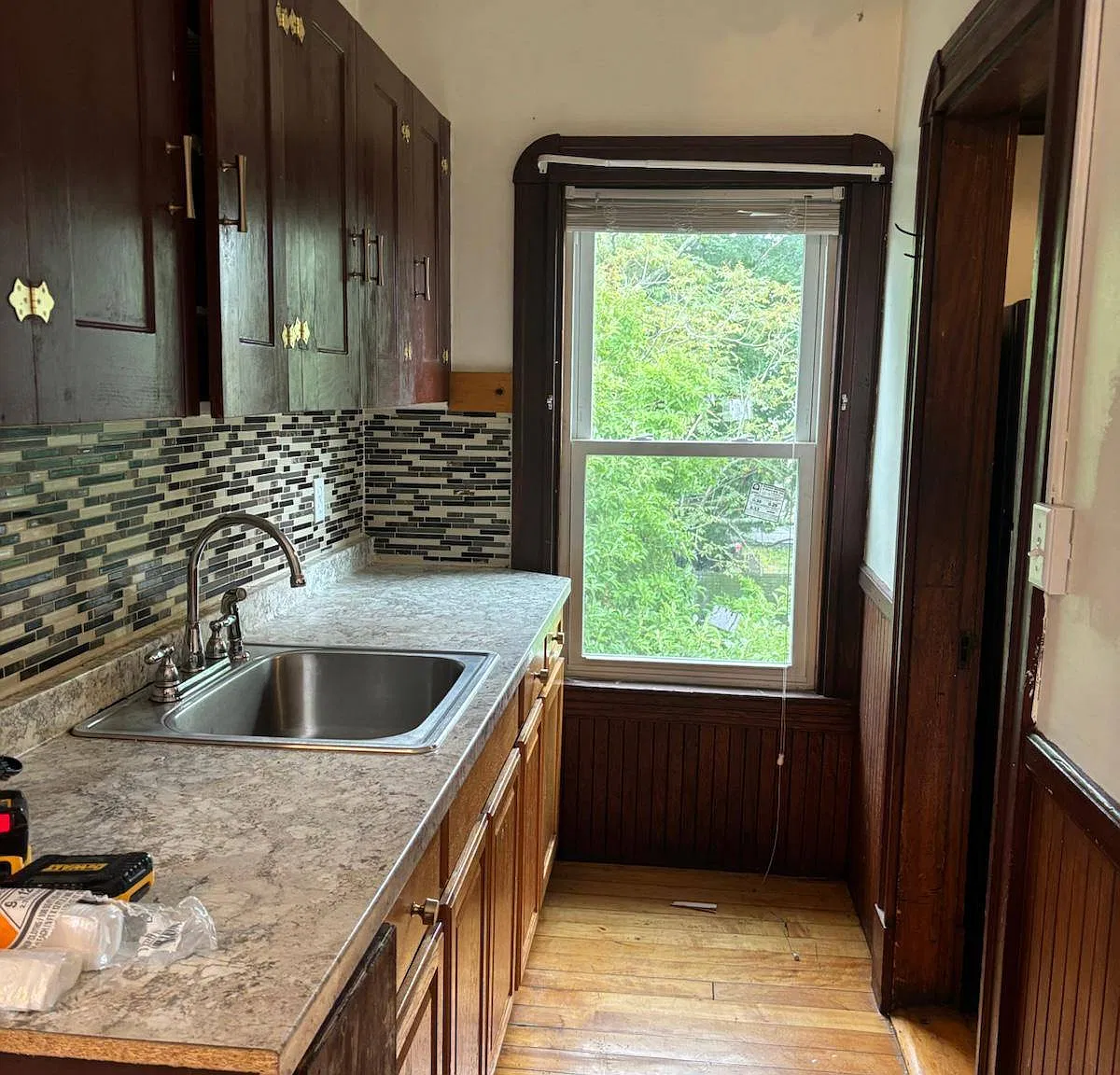 2 bed, 1350 sqft, $2,300 — Photo 3