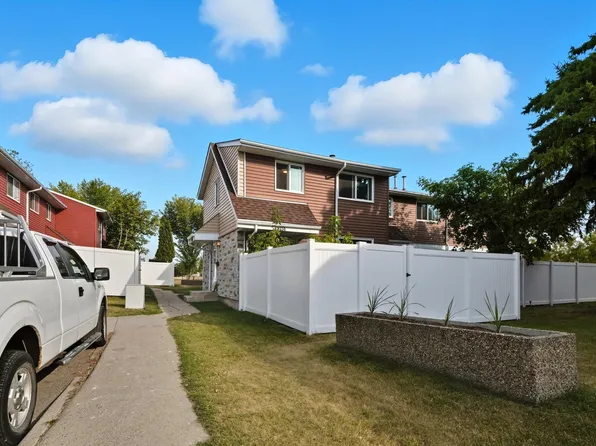 13251 47th St NW, Edmonton, AB T5A 3L5