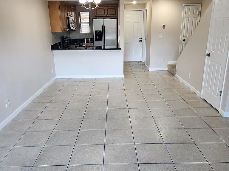 2040 Main St — Photo 10
