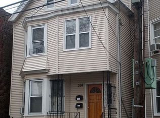 308 7th Ave W, Newark, NJ 07107