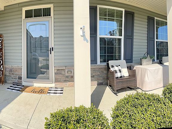Covered front porch   