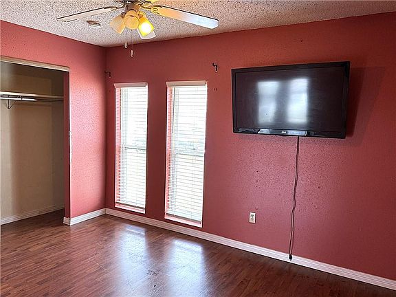 5th image of 2476 Paige Janette Dr