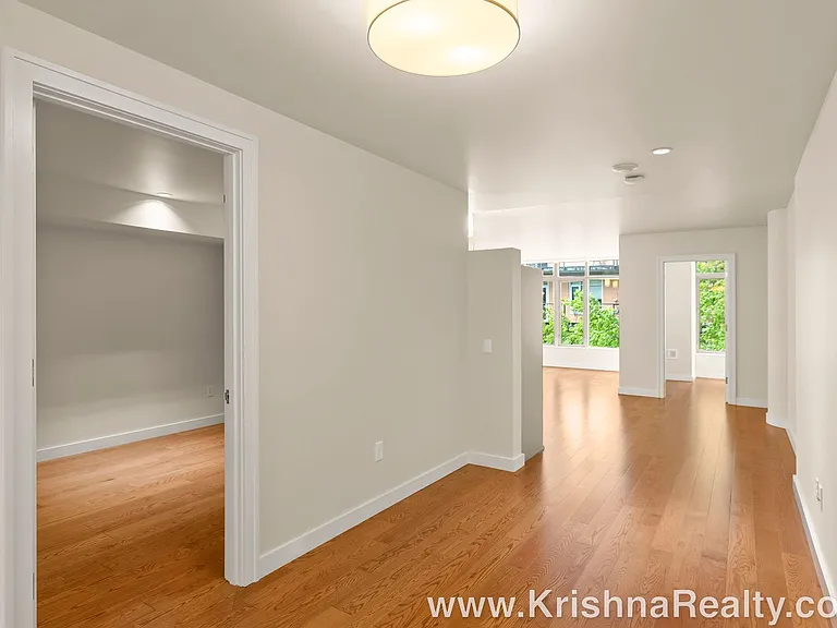 3601 SE River Pkwy #321 — Photo 9