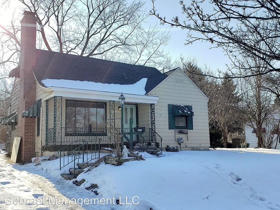 1st image of 3221 Norwood Dr