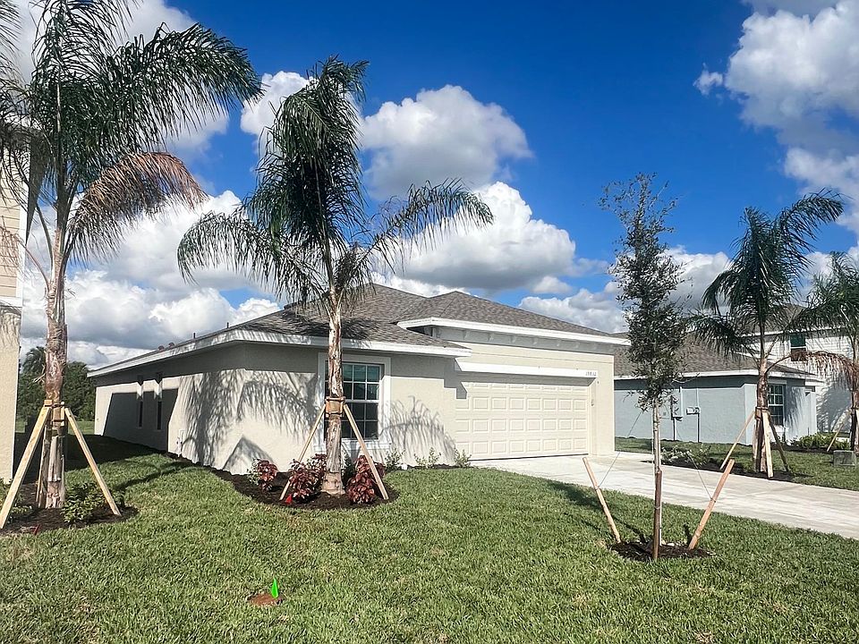 Beautiful front yard