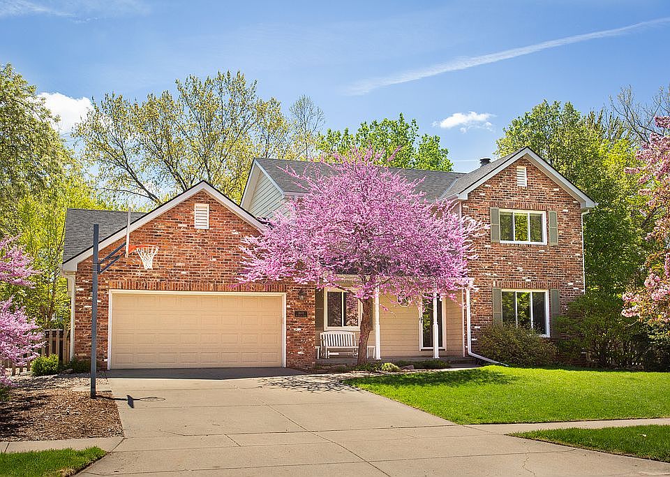 1st image of 4601 Fir Hollow Ln
