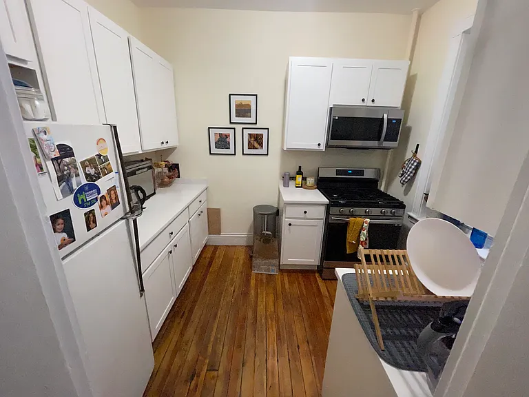 84 Gordon St — Photo 8