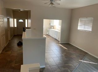 461 Mountain View St #A-B, Fillmore, CA 93015