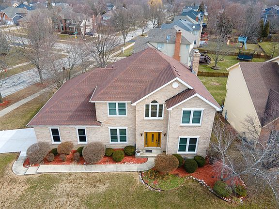 2nd image of 2404 Gleneagles Dr