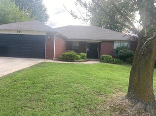 653 Walnut Ridge St, Centerton, AR 72719