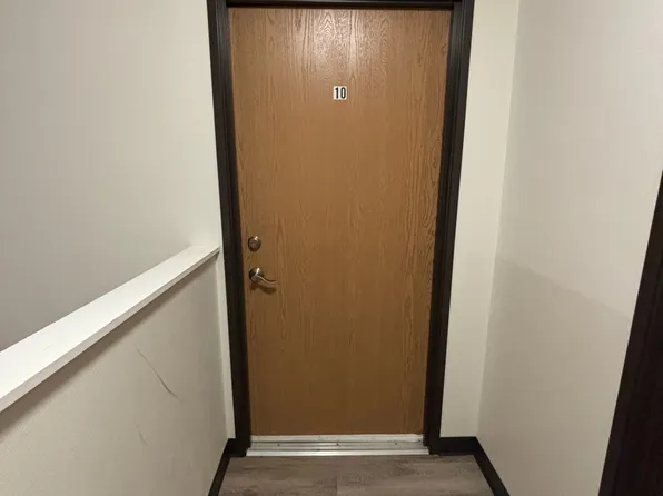 2131 Blairs Ferry Rd NE #12, Cedar Rapids, IA 52402