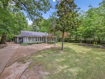 5068 Walnut Grove Rd, Memphis, TN, 38117
