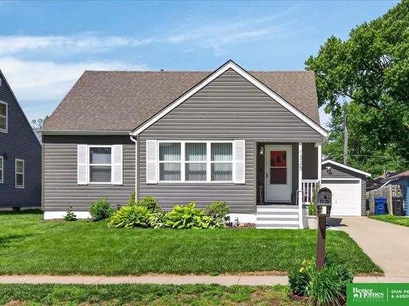 1325 N Garfield St, Fremont, NE 68025