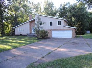 1220 N French Rd, Buffalo, NY 14228