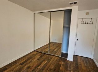 2060 E 5th St, Ontario, CA 91764