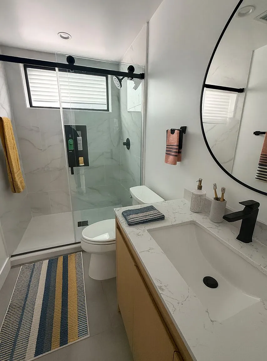 1202 W 37th Dr — Photo 3