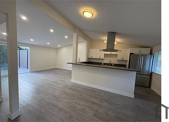1st image of 12212 Bradford Pl